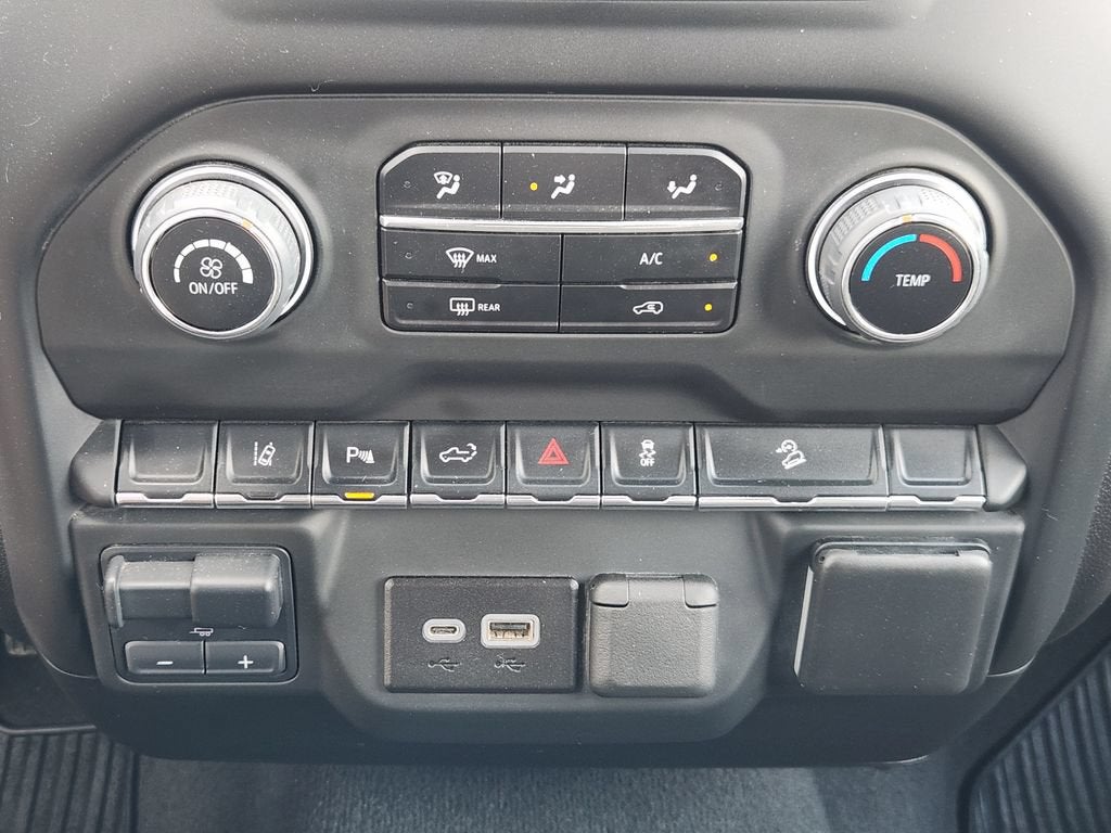 2024 Chevrolet Silverado 2500 HD Custom