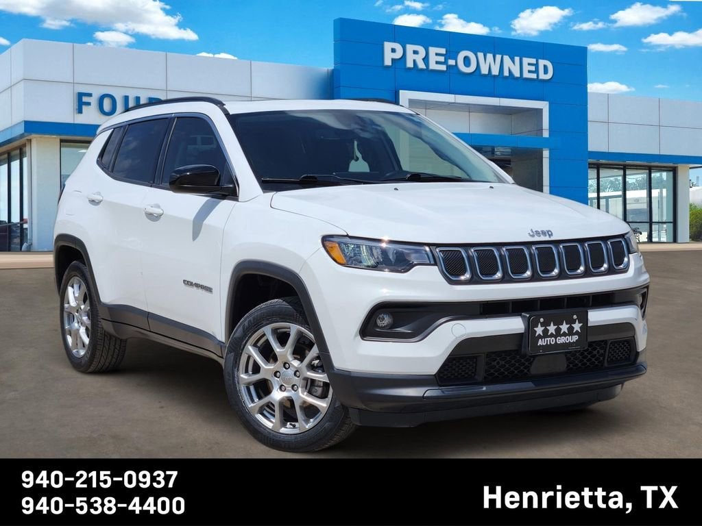 2022 Jeep Compass Latitude Lux