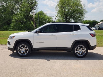 2022 Jeep Compass Latitude Lux