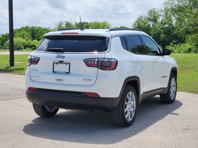 2022 Jeep Compass Latitude Lux