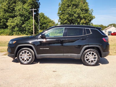 2022 Jeep Compass Latitude Lux