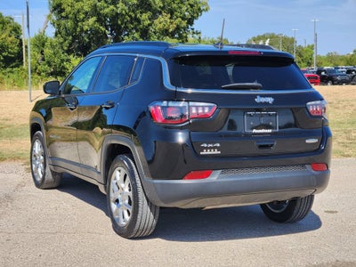 2022 Jeep Compass Latitude Lux