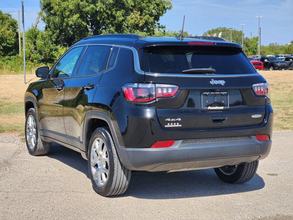 2022 Jeep Compass Latitude Lux