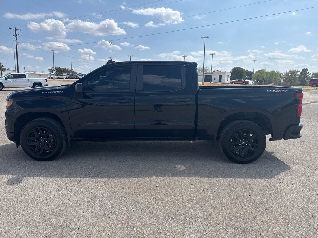 2023 Chevrolet Silverado 1500 Custom