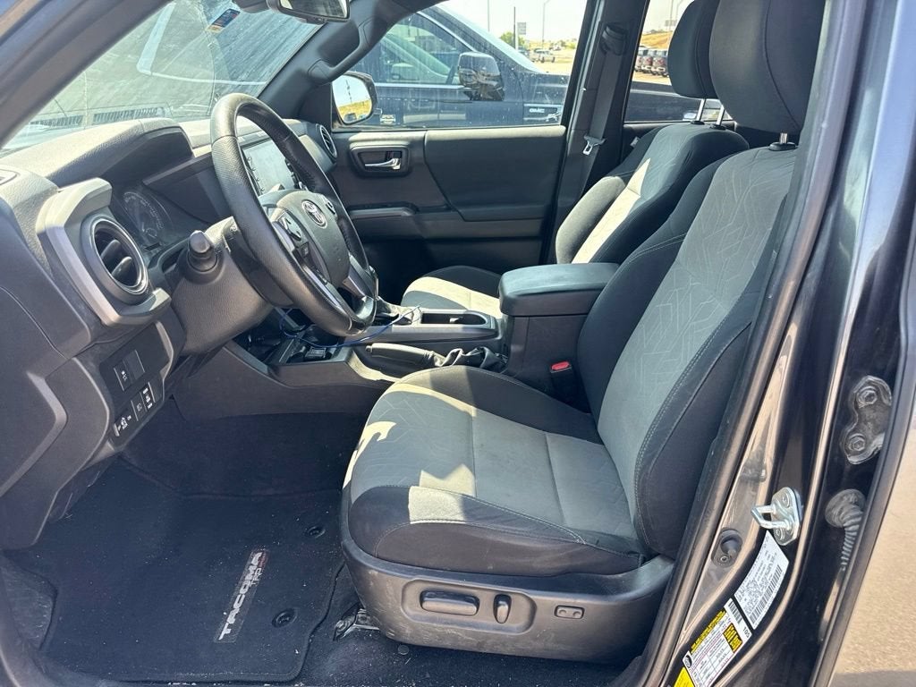 2022 Toyota Tacoma 2WD SR5