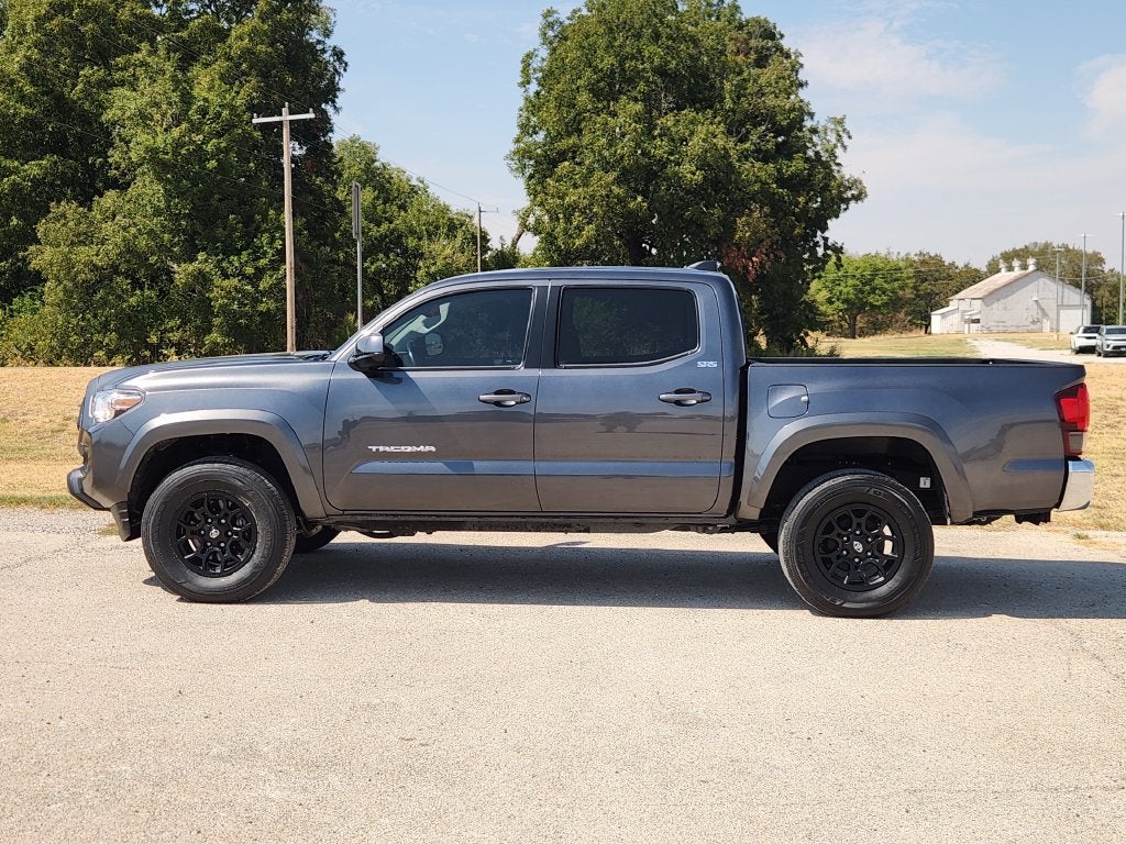2022 Toyota Tacoma 2WD SR5