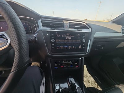 2022 Volkswagen Tiguan SEL R-Line