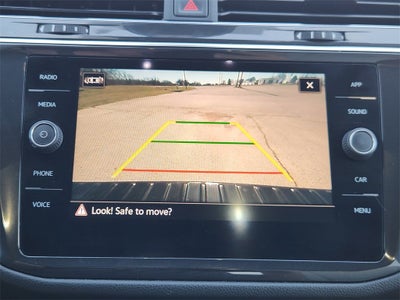 2022 Volkswagen Tiguan SE R-Line Black