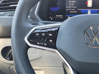 2022 Volkswagen Tiguan SE R-Line Black