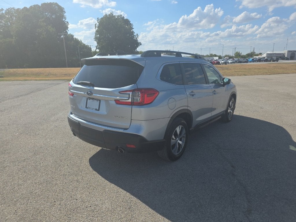 2024 Subaru Ascent Premium