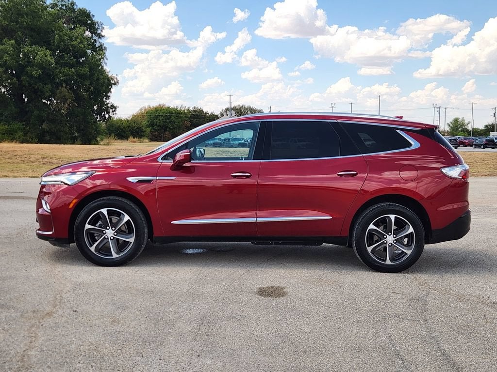 2022 Buick Enclave Essence