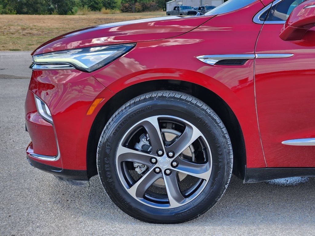 2022 Buick Enclave Essence