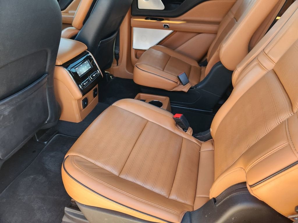 2022 Lincoln Aviator Black Label