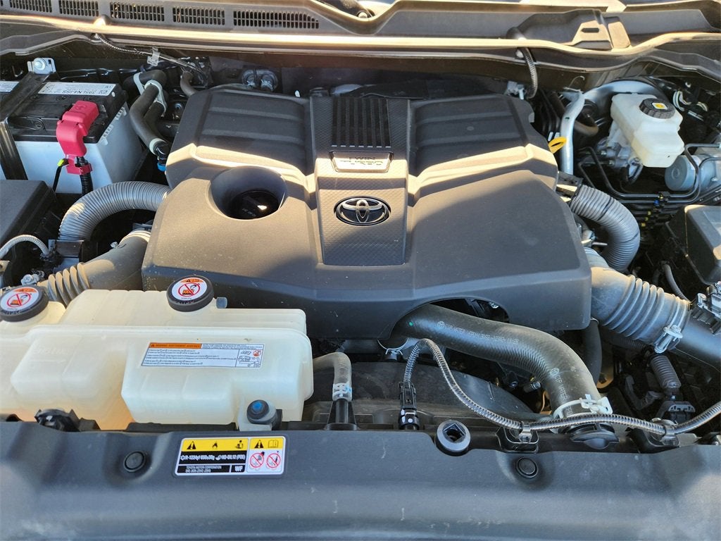 2023 Toyota Tundra 4WD SR5