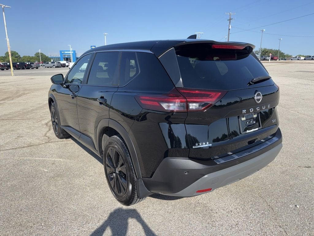 2023 Nissan Rogue SV