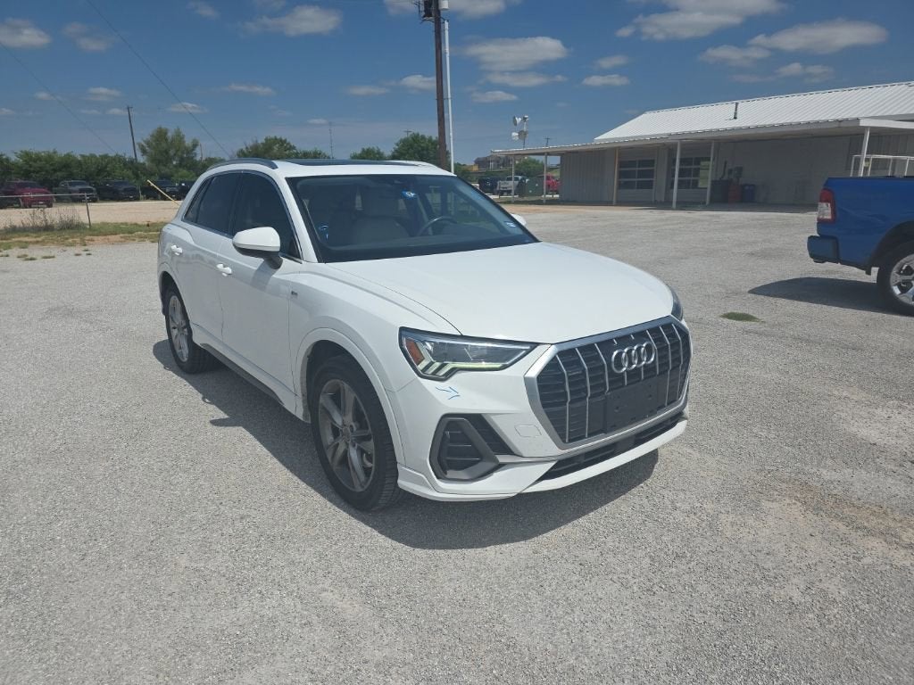2020 Audi Q3 S line Premium Plus