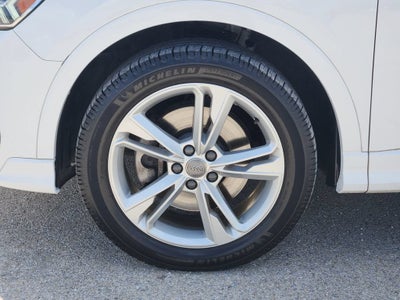 2020 Audi Q3 S line Premium Plus